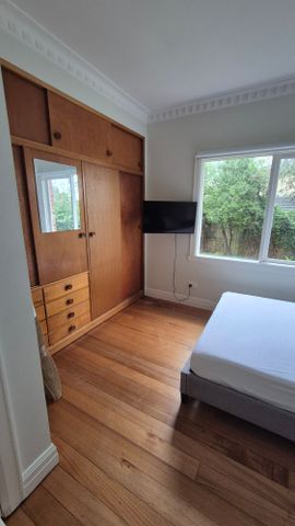 Mount Waverley - Photo 5