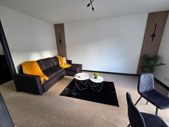 2 bedroom flat to rent - Photo 1