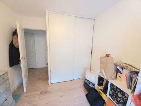 AIX LA DURANNE APPARTEMENT 3 PIECES TERRASSE ET PARKING, - Photo 2