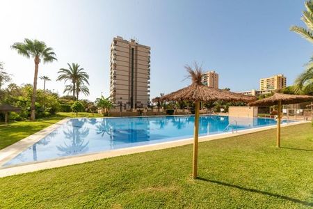 Alquiler de estudio en Paseo de los Sauces, 1 - Photo 2