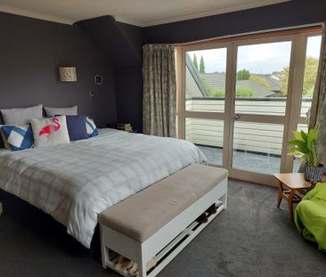 5 bedroom 3 bathroom family home - Photo 5