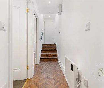 1 Bedroom Flat - Photo 2