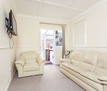 3 bedroom house to rent Heidelberg Road, Southsea, PO4 - Photo 1