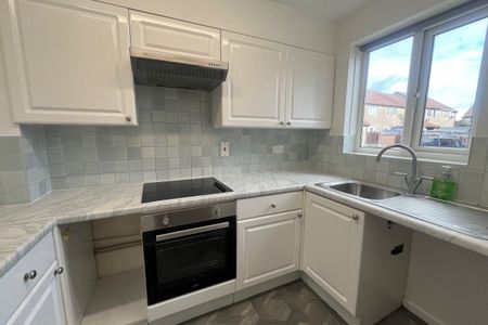 Charterhouse Drive, FROME - Photo 2