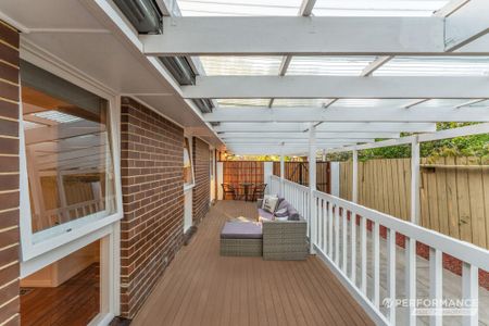 2 Leighton Court, Frankston VIC 3199 - House For Rent | Domain - Photo 2