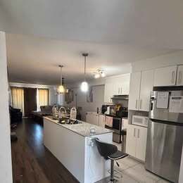 Spacious 3‑Bedroom Apartment For Rent - Photo 3