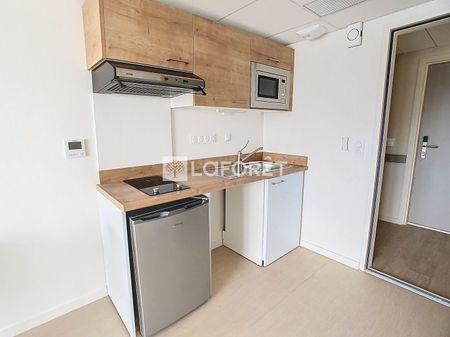 Apartment - Photo 2