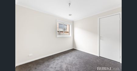 25 Allunga Way, Werribee, Vic 3030 - Photo 4