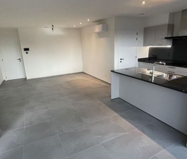 Appartement te huur in Genk voor € 1.075 met 2 slaapkamers - Foto 6