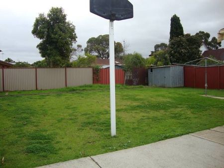 Neat & Tidy Home in a Great Location - Photo 2