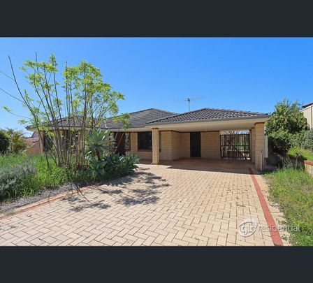 3 Mollerin Place, South Lake, WA 6164 - Photo 1
