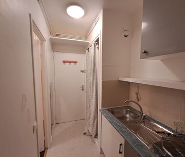 STUDIO - 38 rue Stephenson Paris (75018) - Photo 1