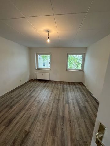 Frisch sanierte Familienwohnung in Marxloh.. - Photo 2