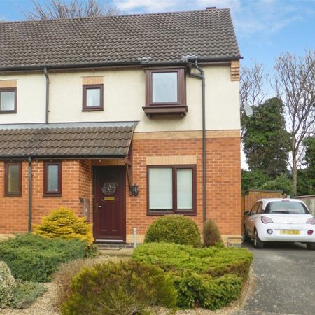 3 Bedroom House to Rent in Carsington Close, Kettering, Northants, NN16 - Photo 3