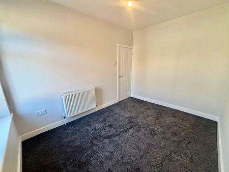 4 bedroom terraced house to rent - Photo 5