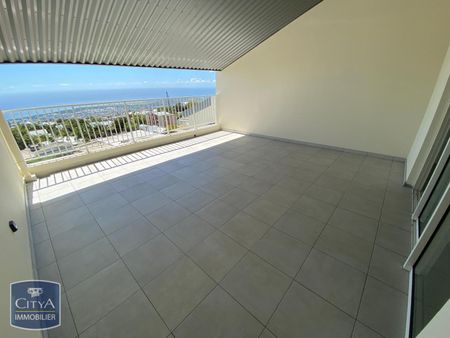 Location Appartement 3 pièces 95m² STE CLOTILDE 97490 - Photo 3