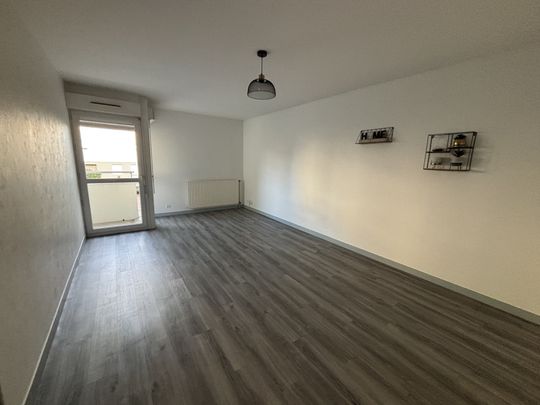 T2 AVEC PARKING SECTEUR MONTJOVIS - Photo 1