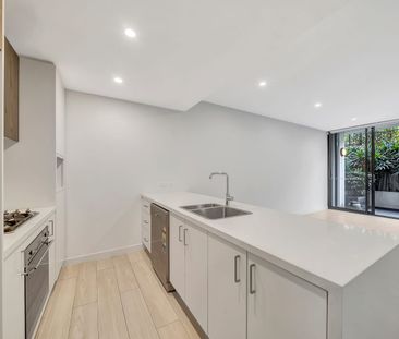 Sunlit ground floor apartment - Photo 3