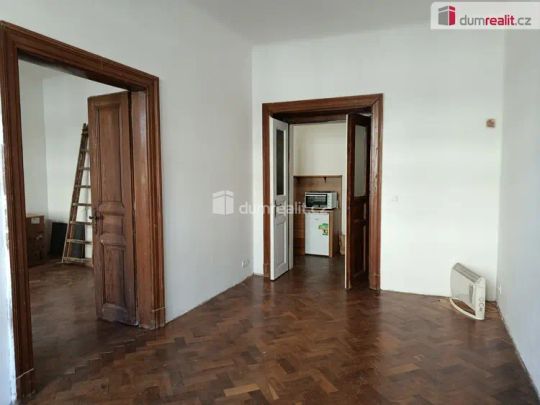 Hezký byt 2+kk po částečné rekonstrukci, Praha 2 – Vinohrady - Fotografie 1