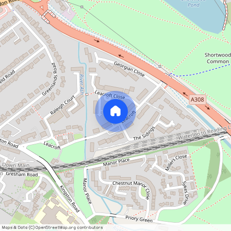 Leacroft, Staines-upon-thames, TW18