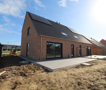 Halfopen nieuwbouwwoning met garage - Photo 6