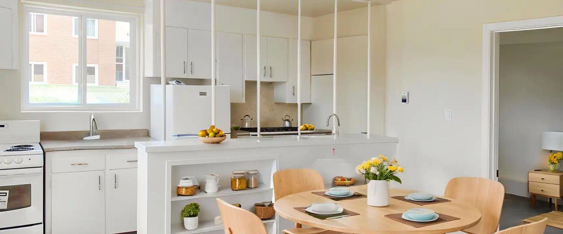 Greystone Court Apartments — 1 bedroom - Photo 1