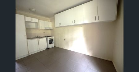 Air Conditioned Studio in Great Location - Photo 5