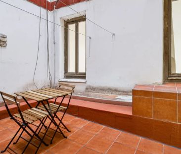 Room in a shared 11-bedroom apartment for rent in Sol, professional... - Foto 6