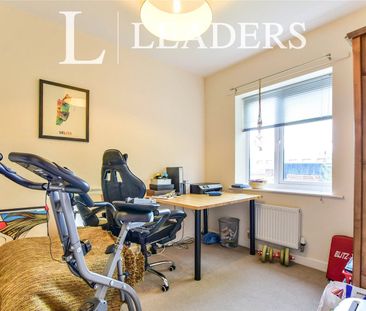 3 bedroom house to rent Manchester, M19 - Photo 5