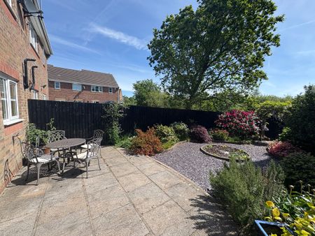 Clos Cadno, Tregof Village, Swansea Vale, SA7 0ND - Photo 4