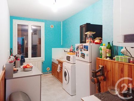 Location Appartement 3 pièces 56m² VARENNES SUR ALLIER 03150 - Photo 2