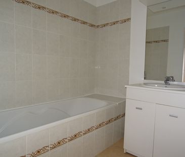 Location Appartement 2 pièces 43m² ST JEAN LE BLANC 45650 - Photo 3