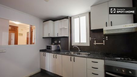 valencia, Valencian Community 46010 - Photo 3