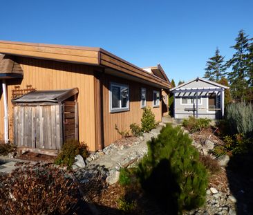 Centrally Located Parksville Rancher - Photo 1