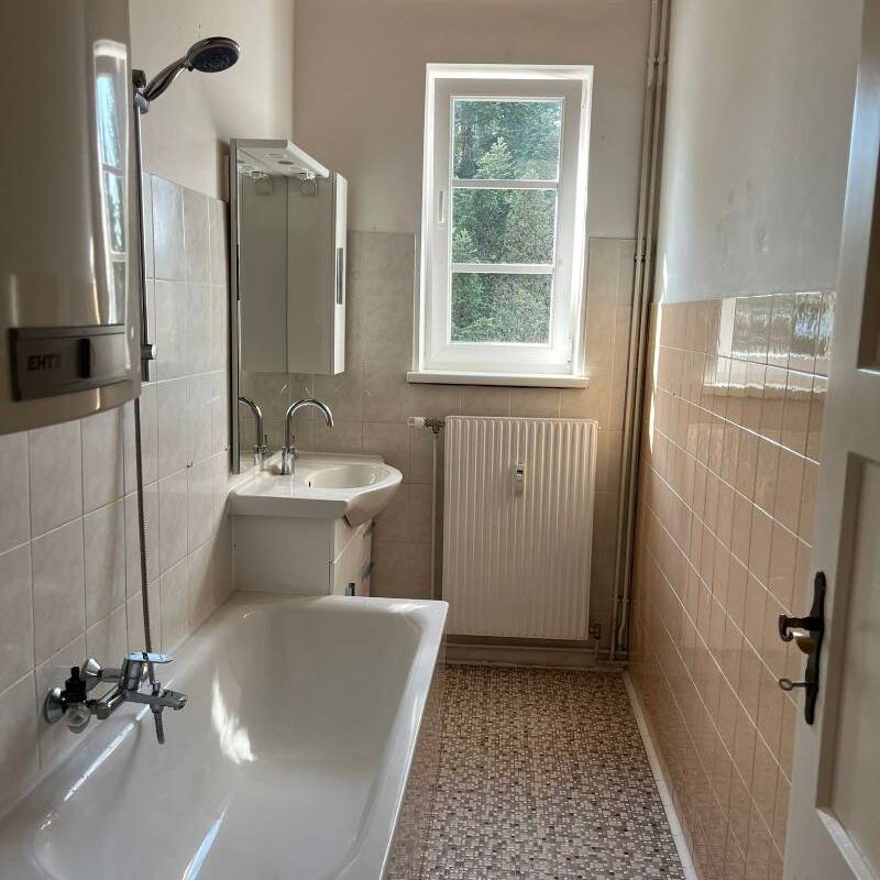 Helle 3-Zimmer-Wohnung mit Blick ins Grüne - Photo 1