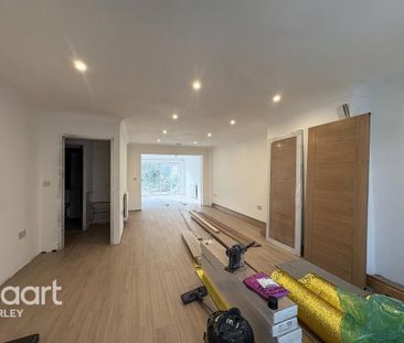 5 bedroom detached house to rent - Photo 2