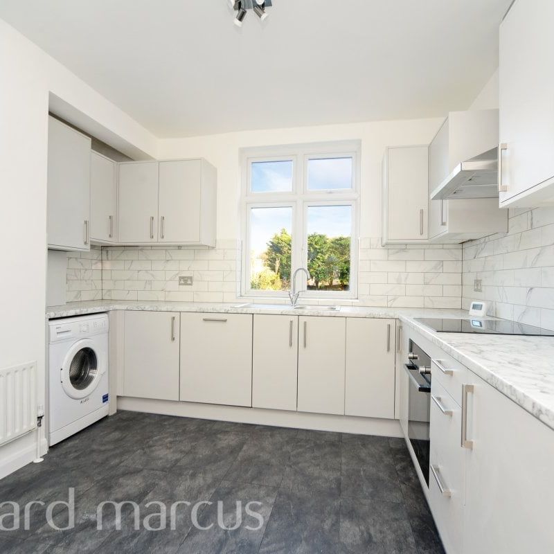 Edenfield Gardens - Photo 1