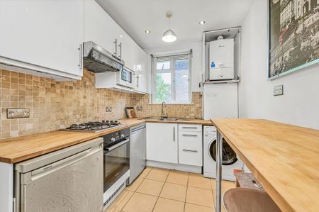 3 bedroom flat to rent - Photo 5