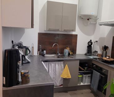 Location Appartement 2 pièces 54m² - Photo 4