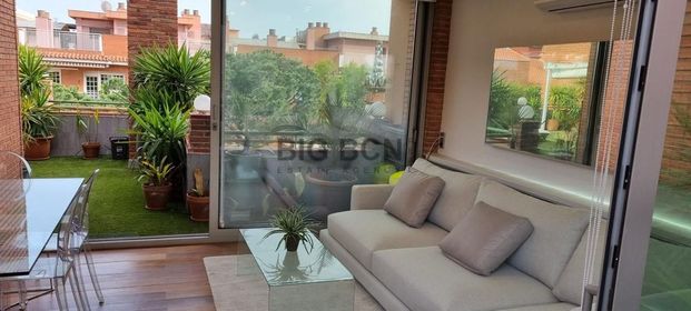 1 bedroom luxury penthouse for rent in Barcelona, Spain - Foto 1