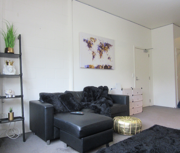 Welcome to 19/125 Thorndon Quay - Photo 2