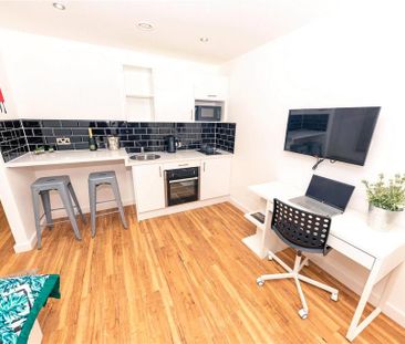 Property to rent - Photo 5