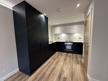 2 bedroom apartment to rent - Photo 4