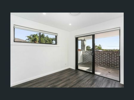 123 Amaroo Avenue, Georges Hall NSW - Photo 3