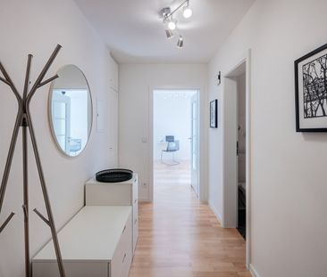 Furnished apartment in Schwabing, 5 minutes from U-Bahn line U6 at ... - Foto 4