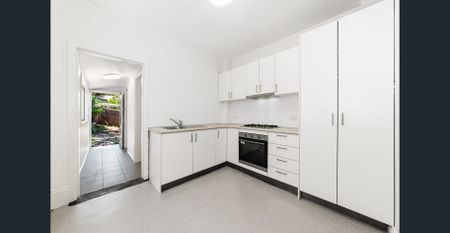 BRIGHT AND AIRY RENOVATED SEMI IN FABULOUS LOCATION - Photo 5