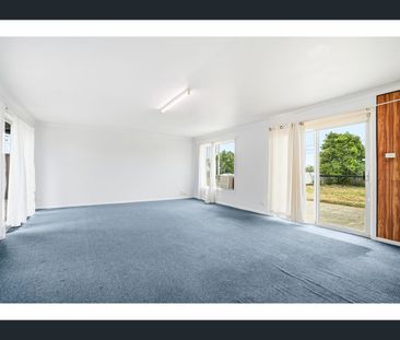260 McIver Avenue, West Hoxton, NSW 2171 - Photo 6