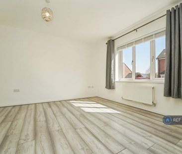 4 bedroom detached house to rent - Photo 1