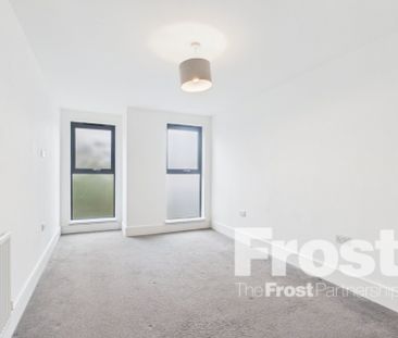 Bishops Road, Slough, Berkshire,SL1 - Photo 5