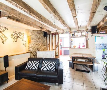 Location Maison 3 pièces 71m² LA GUERCHE DE BRETAGNE 35130 - Photo 2